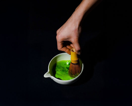 Dlaczego matcha zmienia kolor? Jak zachować jej świeżość i smak - CIABA | JAPOŃSKA ZIELONA HERBATA