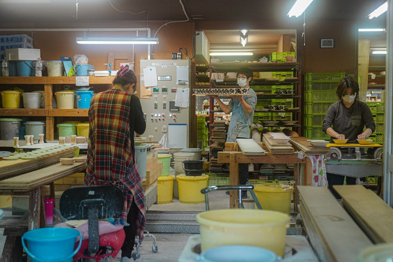 Hasami Yaki czym jest słynna japońska ceramika z Nagasaki? - CIABA | JAPOŃSKA ZIELONA HERBATA