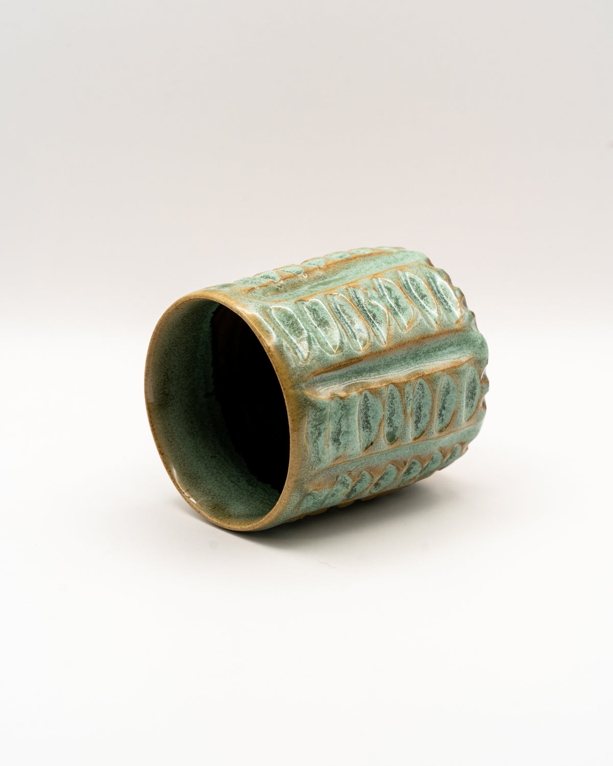 Yunomi - Sabina Benčíková (Struktura Ceramics)