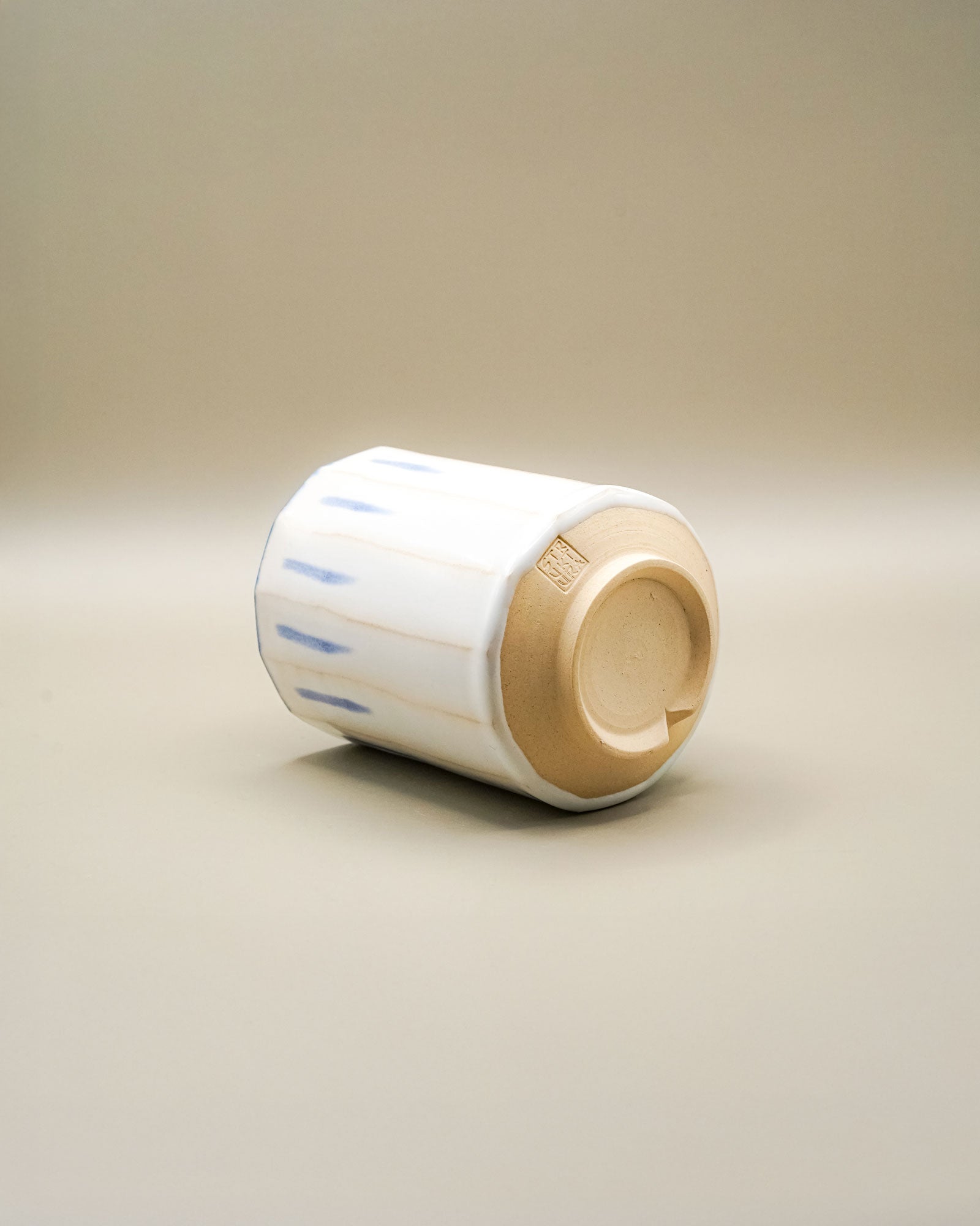 Yunomi - Sabina Benčíková (Struktura Ceramics) - CIABA | JAPOŃSKA ZIELONA HERBATA