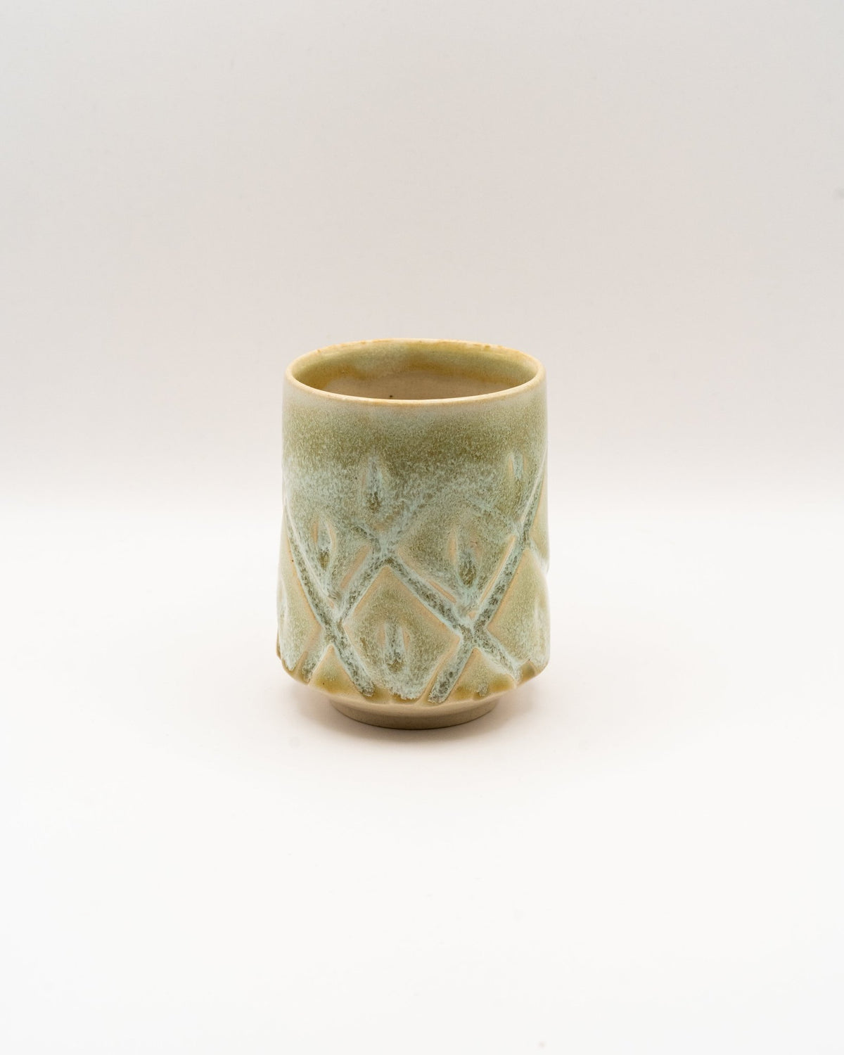 Yunomi - Sabina Benčíková (Struktura Ceramics) - CIABA | JAPOŃSKA ZIELONA HERBATA
