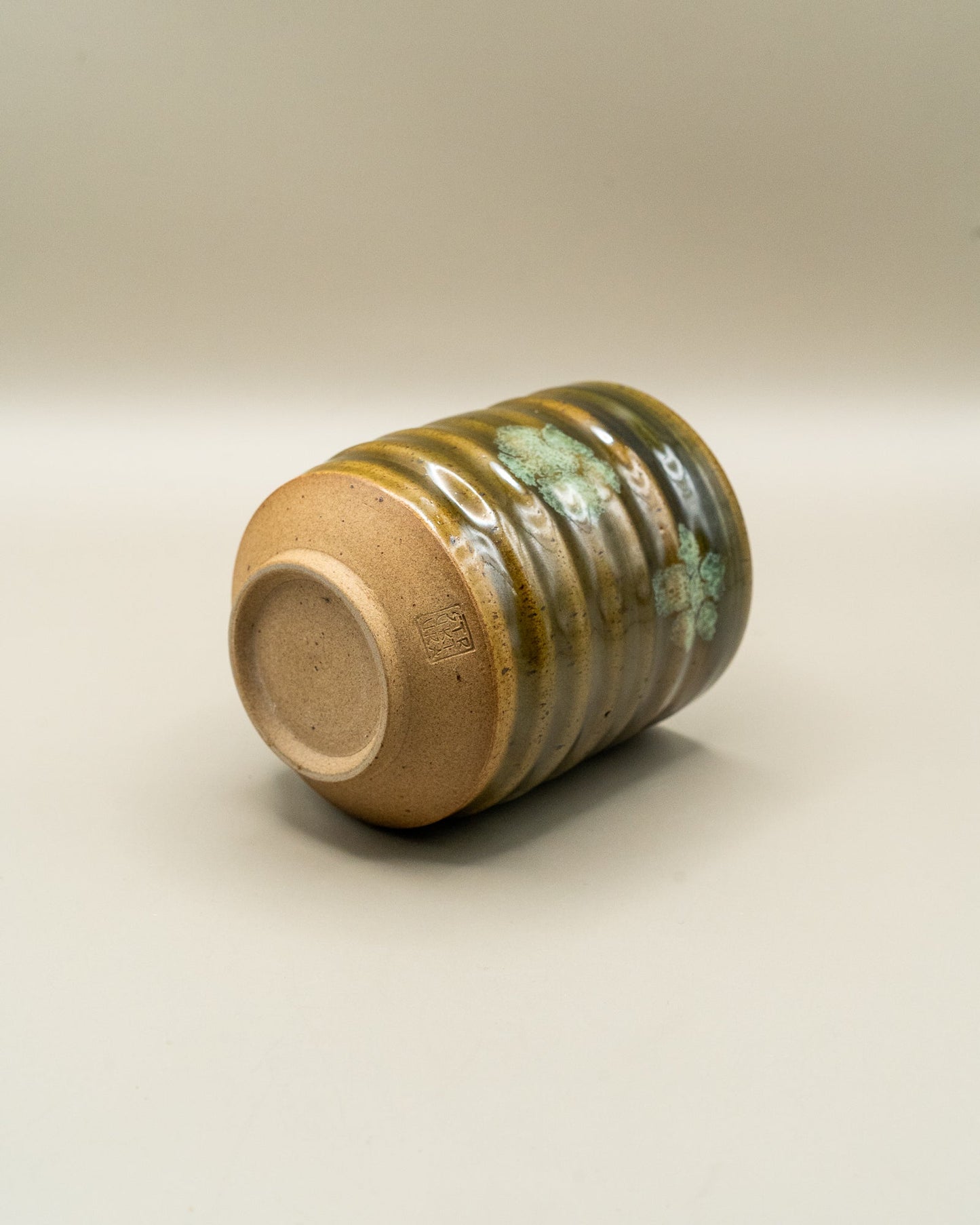 Yunomi - Sabina Benčíková (Struktura Ceramics) - CIABA | JAPOŃSKA ZIELONA HERBATA