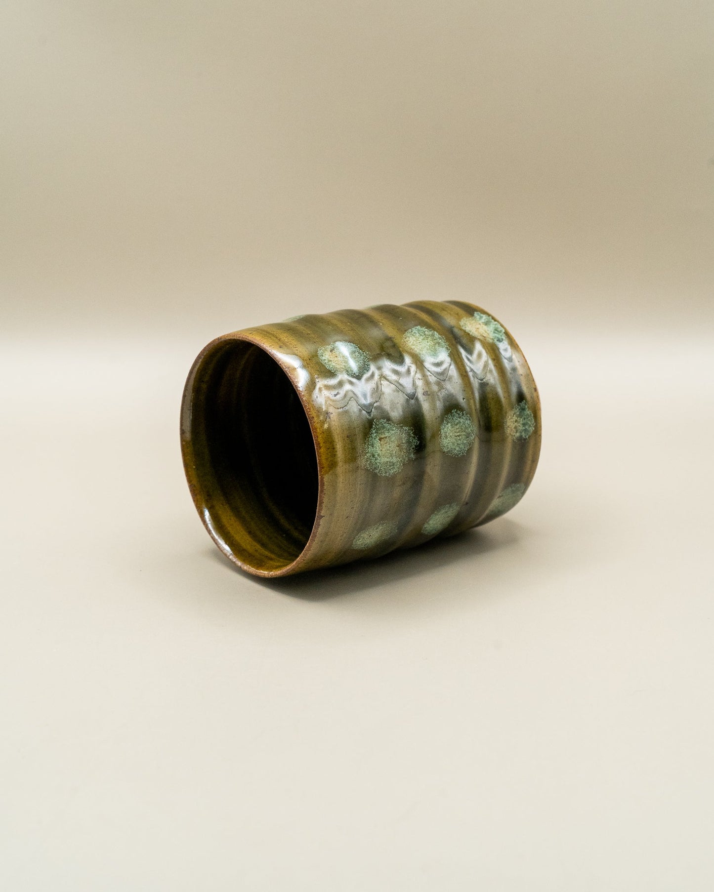Yunomi - Sabina Benčíková (Struktura Ceramics) - CIABA | JAPOŃSKA ZIELONA HERBATA