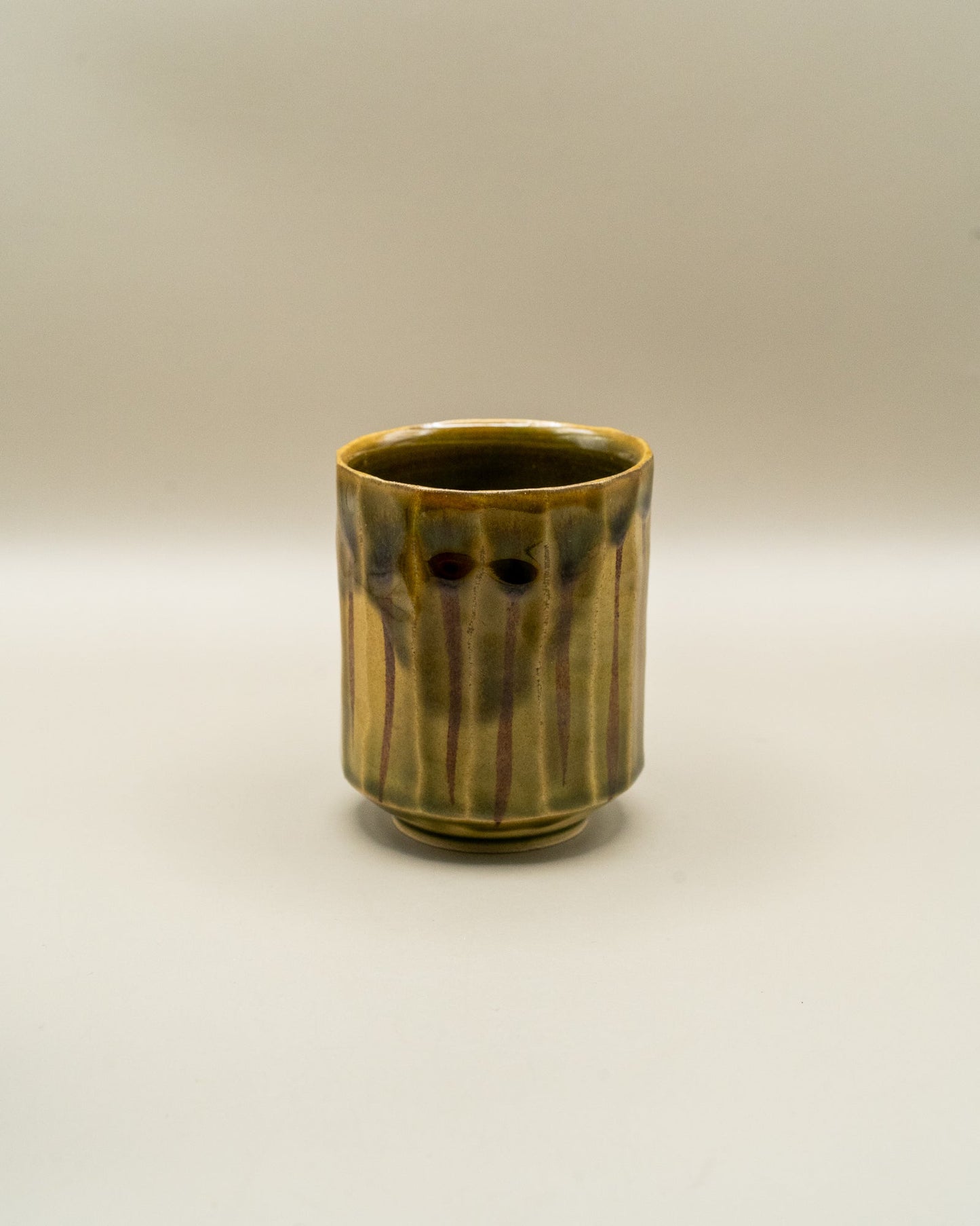 Yunomi - Sabina Benčíková (Struktura Ceramics) - CIABA | JAPOŃSKA ZIELONA HERBATA