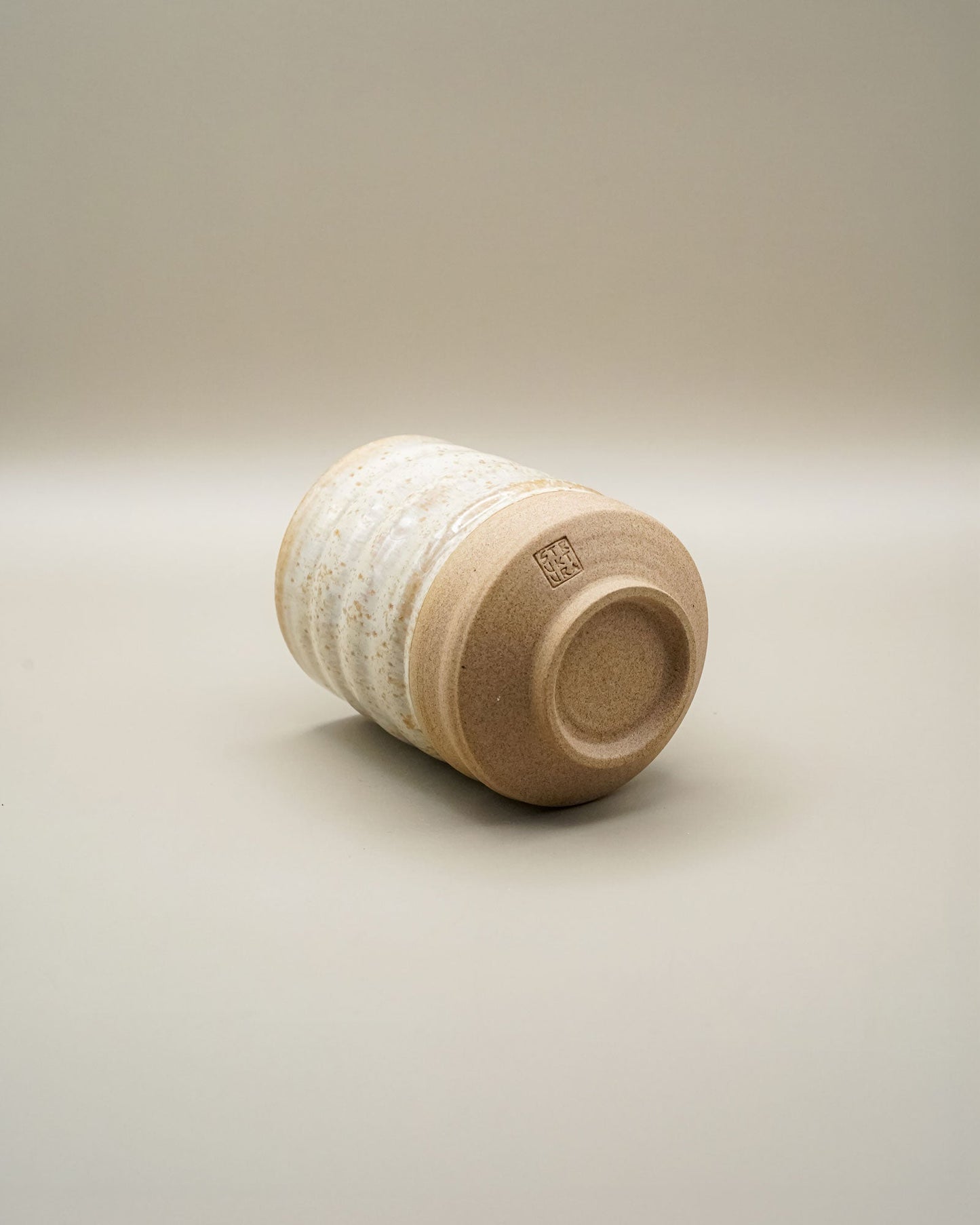 Yunomi - Sabina Benčíková (Struktura Ceramics) - CIABA | JAPOŃSKA ZIELONA HERBATA