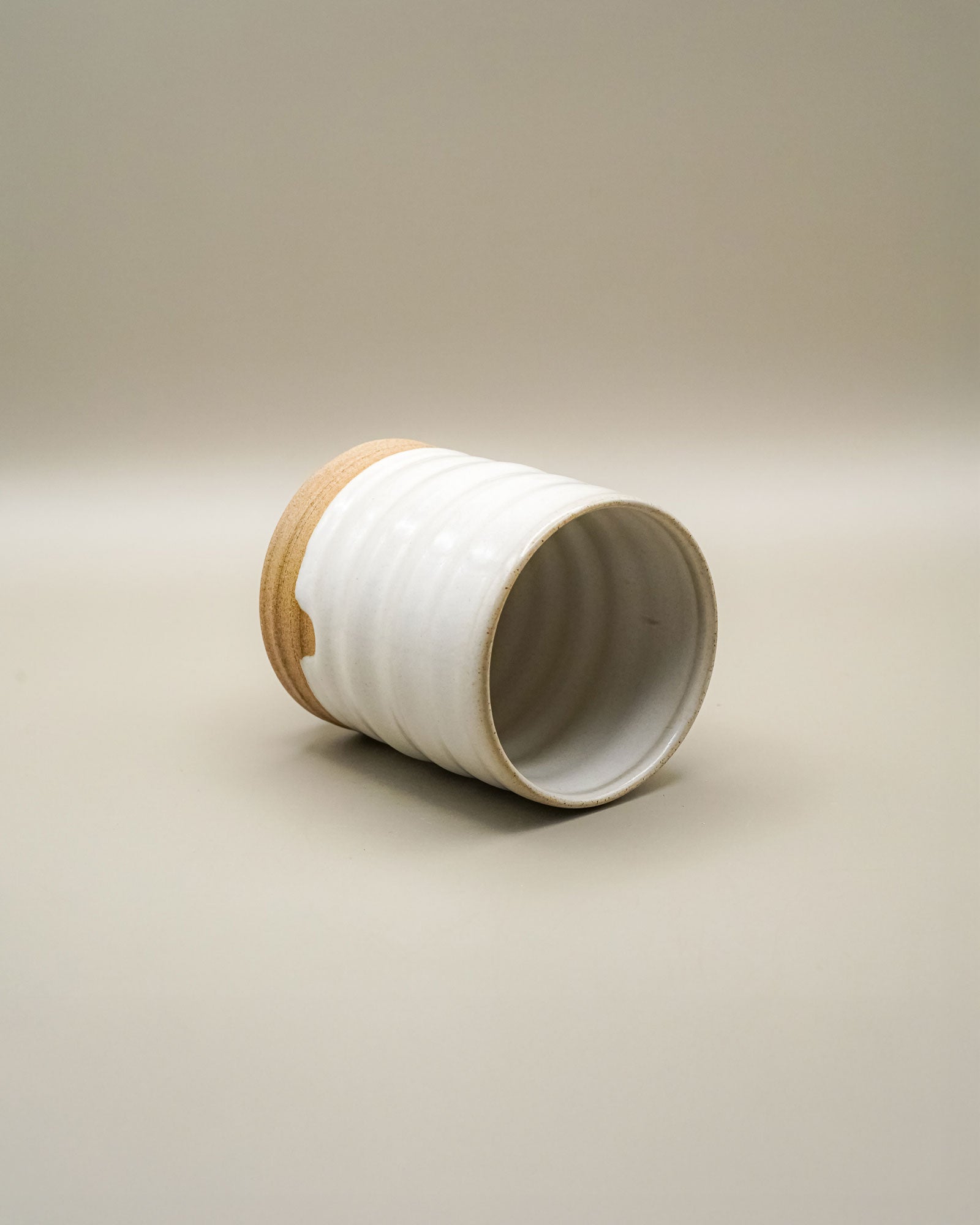 Yunomi - Sabina Benčíková (Struktura Ceramics) - CIABA | JAPOŃSKA ZIELONA HERBATA