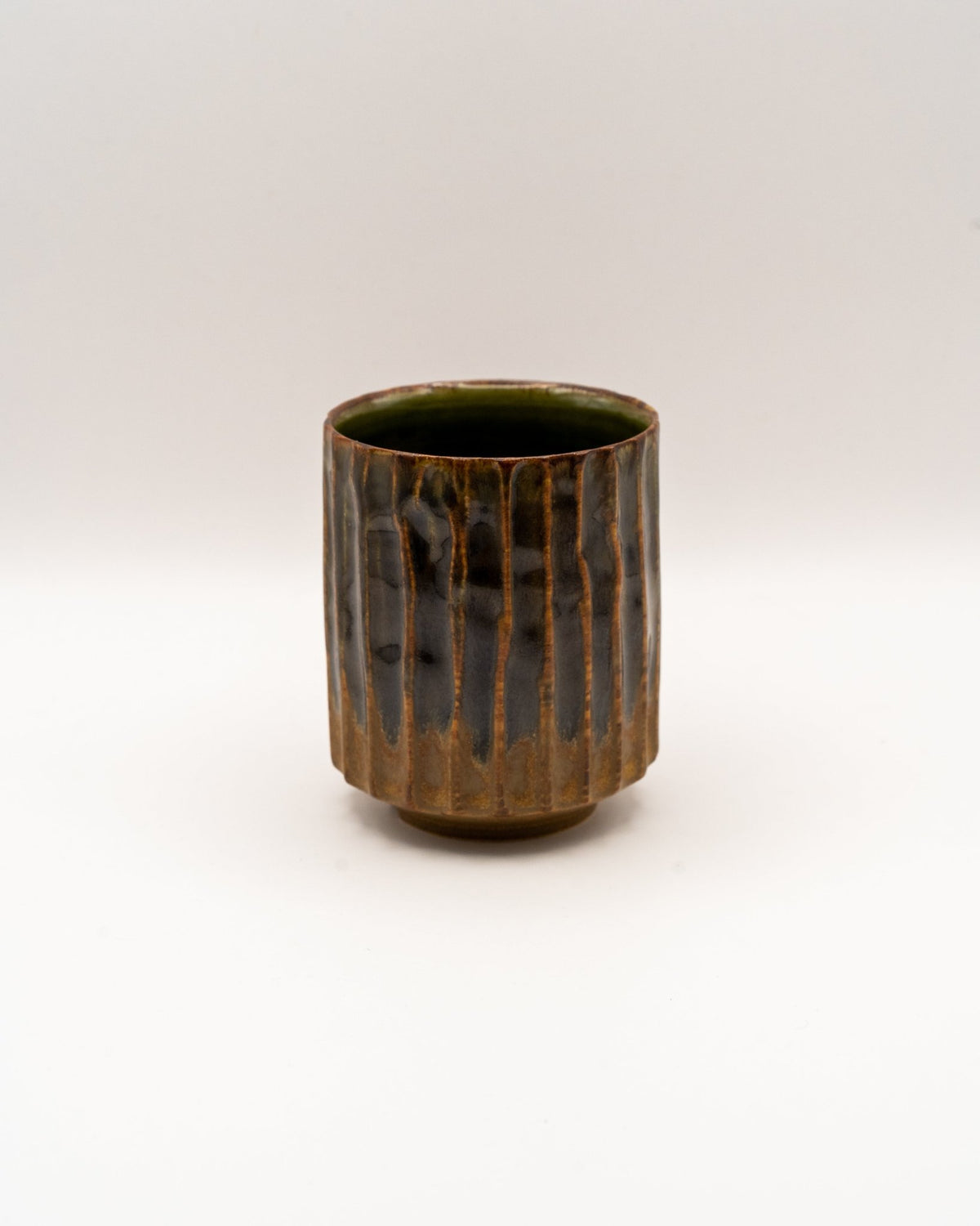 Yunomi - Sabina Benčíková (Struktura Ceramics) - CIABA | JAPOŃSKA ZIELONA HERBATA