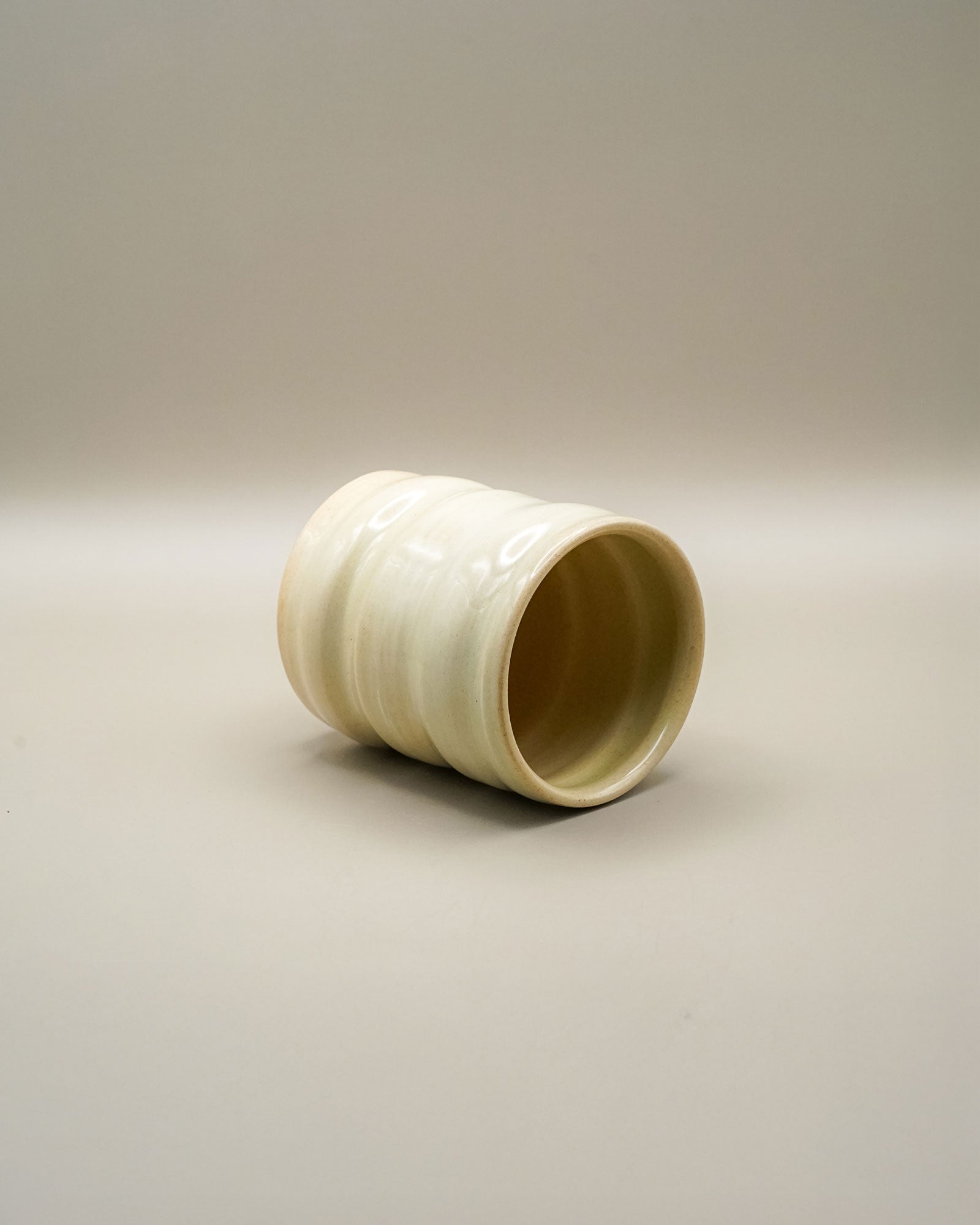 Yunomi - Sabina Benčíková (Struktura Ceramics) - CIABA | JAPOŃSKA ZIELONA HERBATA